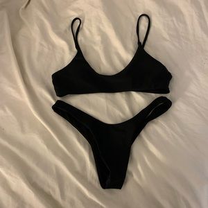 Black bikini